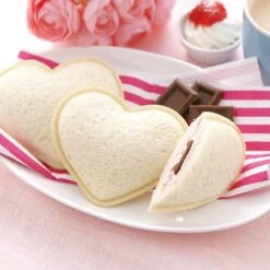 Akebono Heart-Shaped Sandwich Cutter & Sealer -Kitchen Supplies AkebonoHeart ShapedSandwichCutter Sealer 6
