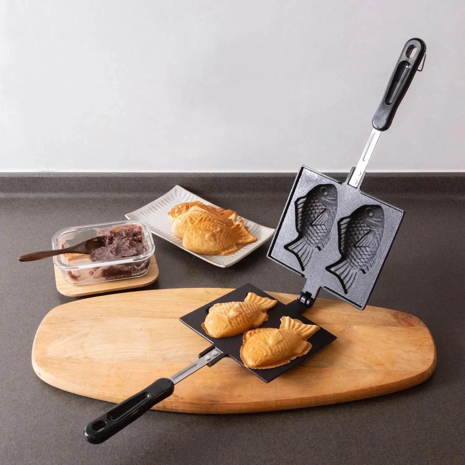 Iwachu Nambu Cast Iron Taiyaki Fish-Shaped Waffle Iron 8 Iwachu Nambu Cast Iron Taiyaki Fish-Shaped Waffle Iron - Image 8