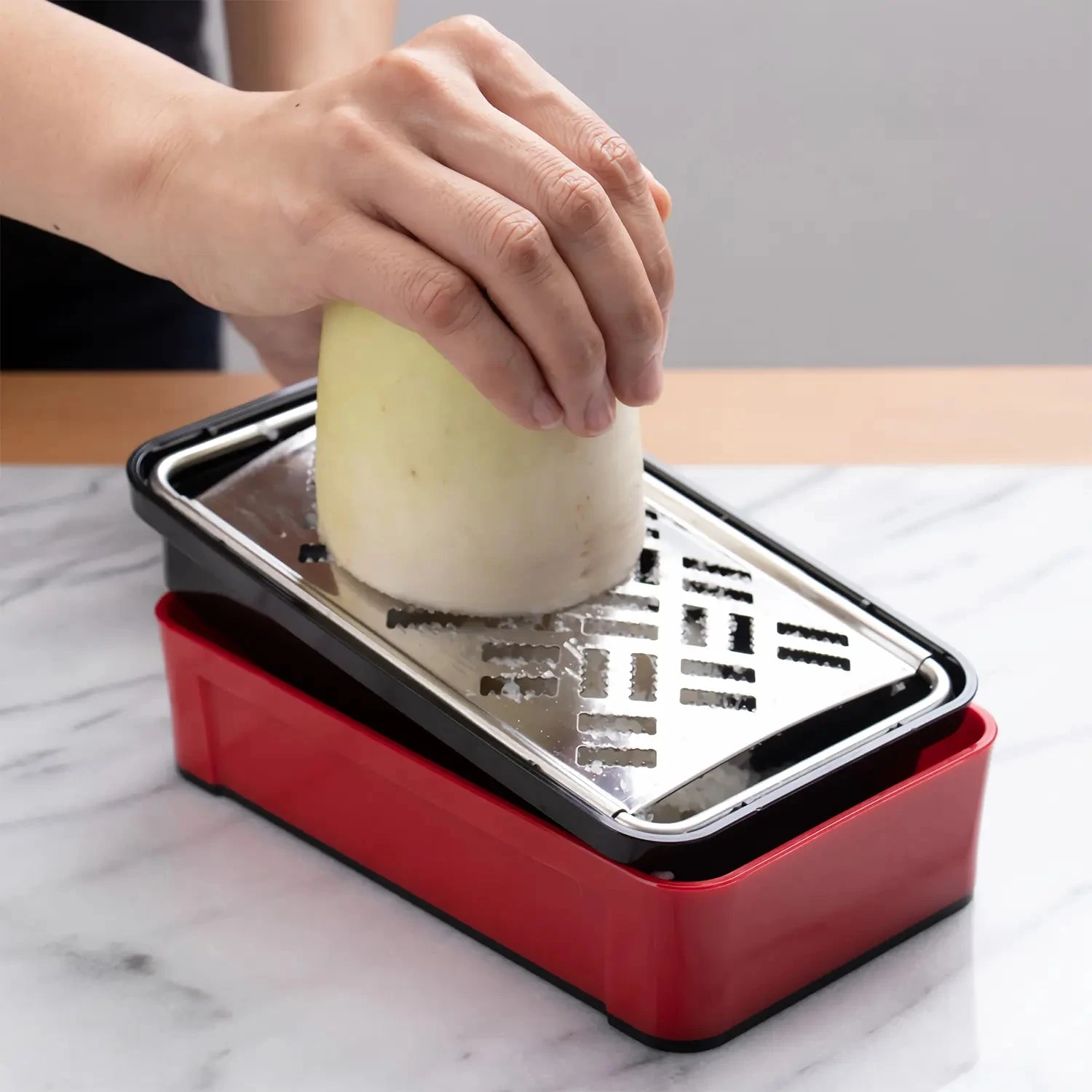 SUNCRAFT Stainless Steel Grater With Container 4 SUNCRAFT Stainless Steel Grater With Container - Image 4